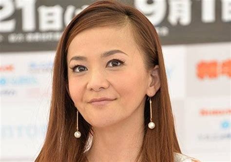 華原朋美エロ|華原朋美 水着画像50枚！全盛期の性的な下半身がヤバイw 